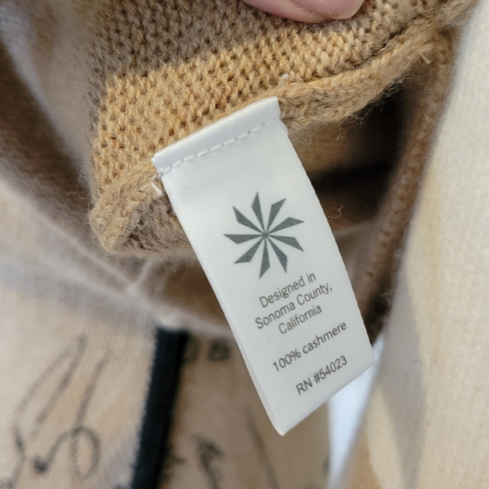 EUC Athleta Cashmere Sweater - Picture 10 of 10